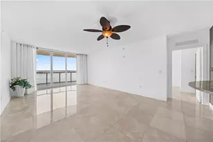 3000 Oasis Grand Blvd, Fort Myers, FL 33916 - Photo 8