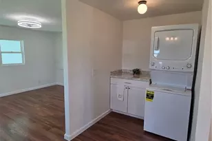 556 Freedom St, North Fort Myers, FL 33917 - Photo 18