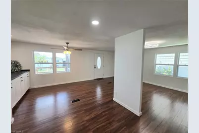 556 Freedom St, North Fort Myers, FL 33917 - Photo 10