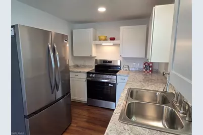 556 Freedom St, North Fort Myers, FL 33917 - Photo 6