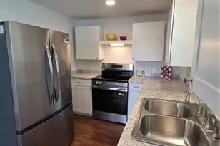 556 Freedom St, North Fort Myers, FL 33917 - Photo 6