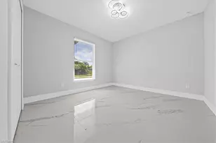 724 Anaconda Ave S, Lehigh Acres, FL 33974 - Photo 4