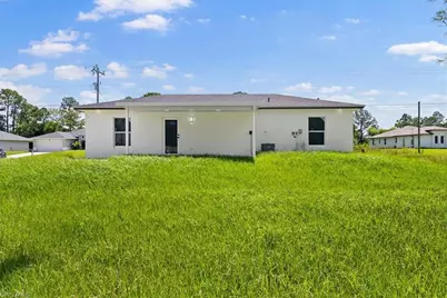 944 Candlelight Dr, Lehigh Acres, FL 33974 - Photo 22