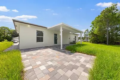 944 Candlelight Dr, Lehigh Acres, FL 33974 - Photo 20