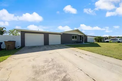 347 Beachwood Ave, Lehigh Acres, FL 33936 - Photo 2