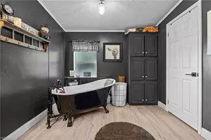 18690 Matt Rd, North Fort Myers, FL 33917 - Photo 22