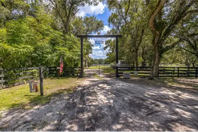18690 Matt Rd, North Fort Myers, FL 33917 - Photo 2