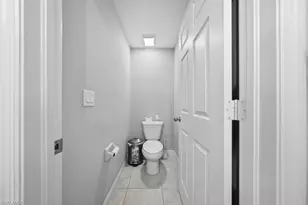 132 NE 16th Terrace, Cape Coral, FL 33909 - Photo 18