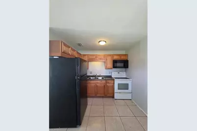 5465 Sago Ave, Fort Myers, FL 33907 - Photo 6