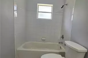 5465 Sago Ave, Fort Myers, FL 33907 - Photo 10