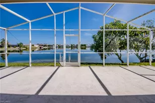 850 SE 1st Terrace, Cape Coral, FL 33990 - Photo 4