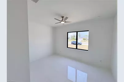 4324 Jacaranda Pkwy W, Cape Coral, FL 33993 - Photo 30