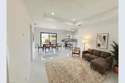 4324 Jacaranda Pkwy W, Cape Coral, FL 33993 - Photo 2