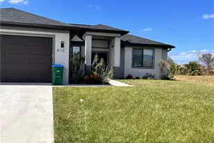 812 SW 8th Pl, Cape Coral, FL 33991 - Photo 26
