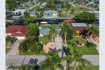 2727 Sanderling Ct, Saint James City, FL 33956 - Photo 8