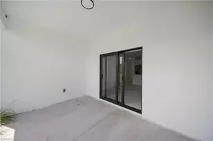 4746 27th St SW, Lehigh Acres, FL 33973 - Photo 2