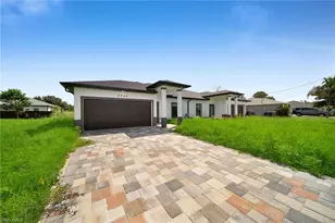 4986 Fairway Ct, Lehigh Acres, FL 33973 - Photo 2