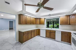 7062 W Brandywine Cir, Fort Myers, FL 33919 - Photo 14