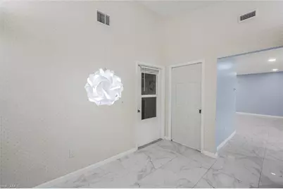 7062 W Brandywine Cir, Fort Myers, FL 33919 - Photo 16