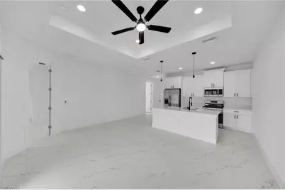 4984 Fairway Ct, Lehigh Acres, FL 33973 - Photo 8