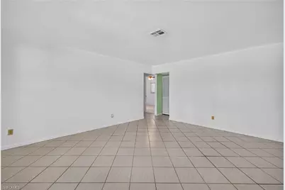 1118 SE 18th St, Cape Coral, FL 33990 - Photo 6