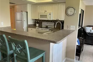 5550 Trailwinds Dr, Fort Myers, FL 33907 - Photo 8
