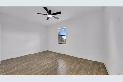 330 Gordon Ave S, Lehigh Acres, FL 33973 - Photo 18