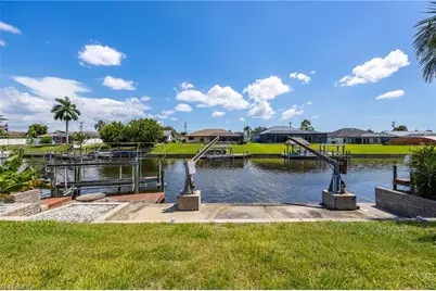 1334 SE 12th Ter, Cape Coral, FL 33990 - Photo 40