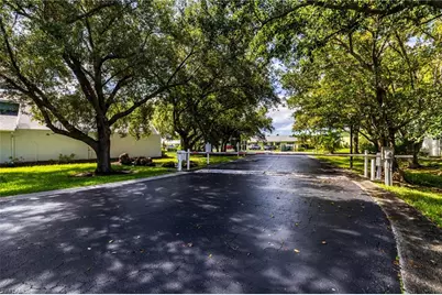 13724 Thatcher Ct #1, Fort Myers, FL 33919 - Photo 32