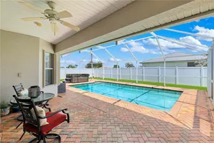 1815 NE 2nd Pl, Cape Coral, FL 33909 - Photo 26