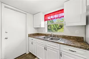 2976 Ribbon Ct, Fort Myers, FL 33905 - Photo 12