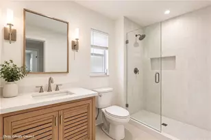 4917 Triton Ct W, Cape Coral, FL 33904 - Photo 10