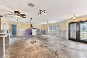 4917 Triton Ct W, Cape Coral, FL 33904 - Photo 4
