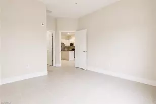 3313 SW 8th Pl, Cape Coral, FL 33914 - Photo 8
