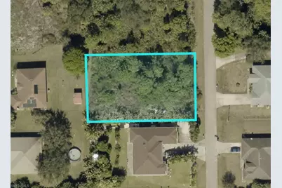 615 McKinley Ave, Lehigh Acres, FL 33972 - Photo 1