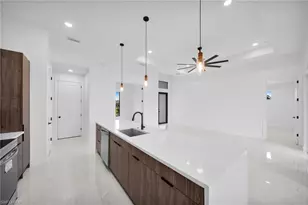 2024 NE 15th Ave, Cape Coral, FL 33909 - Photo 6