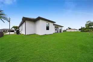 2024 NE 15th Ave, Cape Coral, FL 33909 - Photo 22