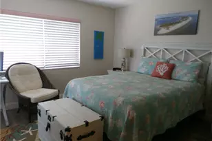 11140 Caravel Cir, Fort Myers, FL 33908 - Photo 8