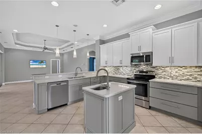 16182 Crown Arbor Way, Fort Myers, FL 33908 - Photo 4
