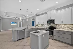 16182 Crown Arbor Way, Fort Myers, FL 33908 - Photo 4