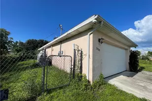 2908 12th St SW, Lehigh Acres, FL 33976 - Photo 4
