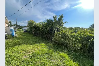 2908 12th St SW, Lehigh Acres, FL 33976 - Photo 40