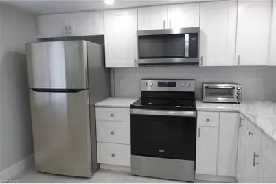 11110 Caravel Cir #101, Fort Myers, FL 33908 - Photo 4