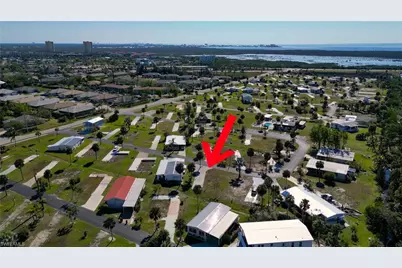 13661 Catbird Dr, Fort Myers, FL 33908 - Photo 6