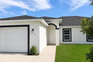 622 SE 7th St, Cape Coral, FL 33990 - Photo 1