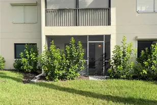11460 Caravel Cir, Fort Myers, FL 33908 - Photo 6