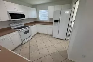 33 NW 25th St, Cape Coral, FL 33993 - Photo 10
