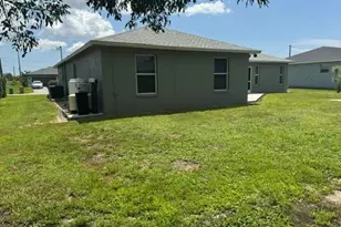 33 NW 25th St, Cape Coral, FL 33993 - Photo 30