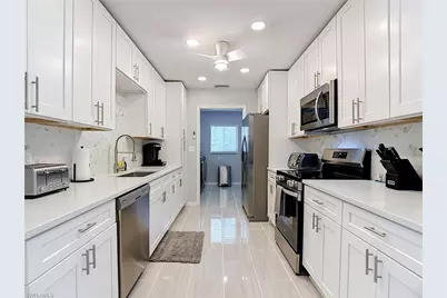 1140 29th St SW, Naples, FL 34117 - Photo 12