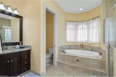2169 NE 20th Ln, Cape Coral, FL 33909 - Photo 32
